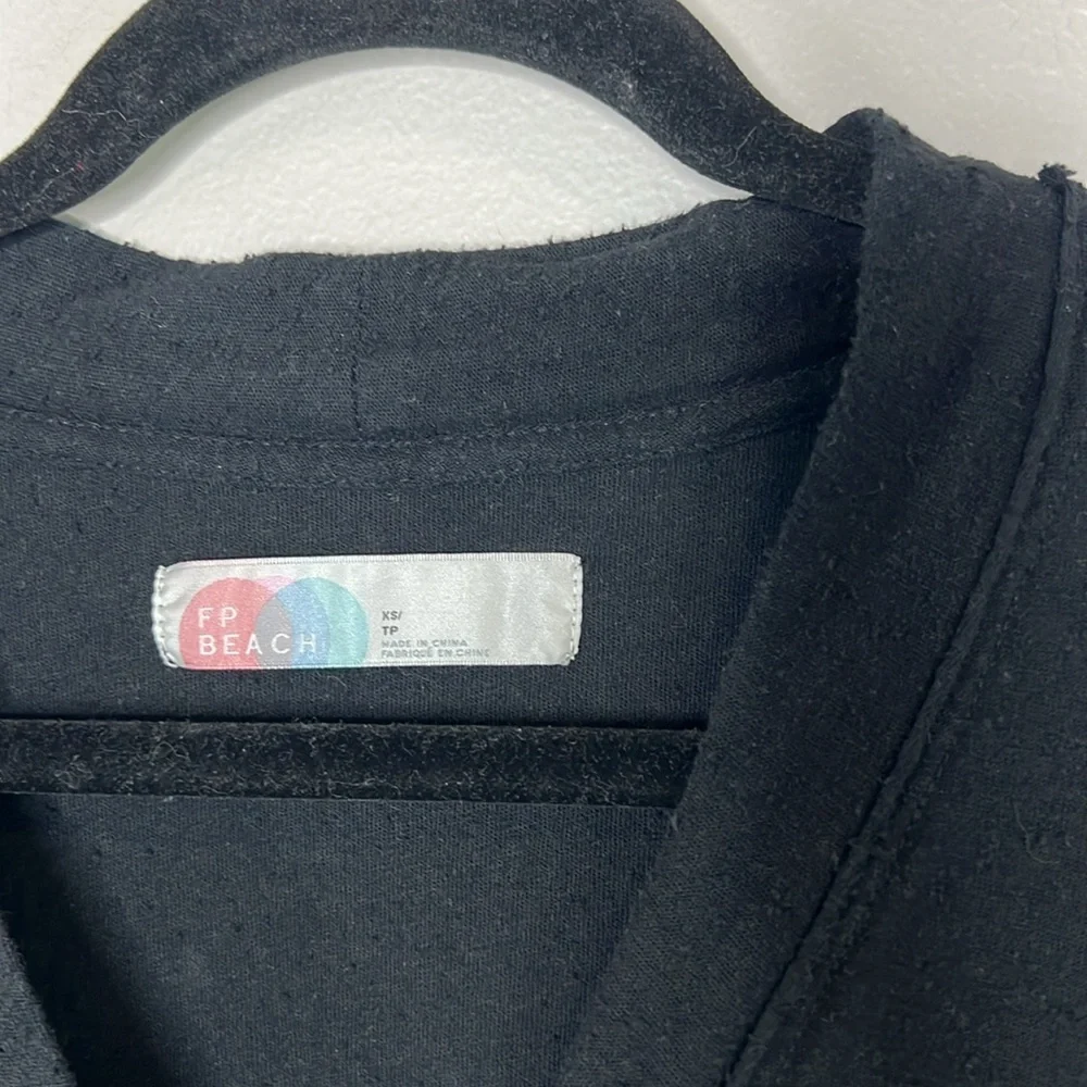 FREE PEOPLE Beach 100% Cotton Cardigan in Black size XS
